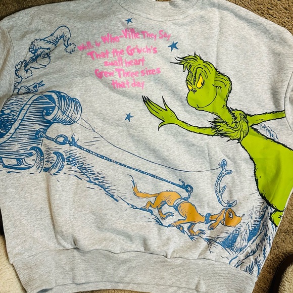 Dr Seuss Grinch Christmas Holiday Whoville Sweatshirt - Picture 4 of 4